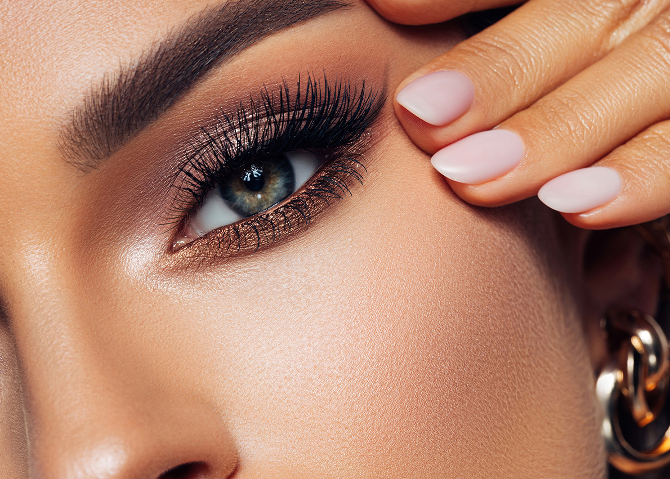 Glow Pure Deals Store -Glow Pure Deals Store Makeup Category Hero Mobile